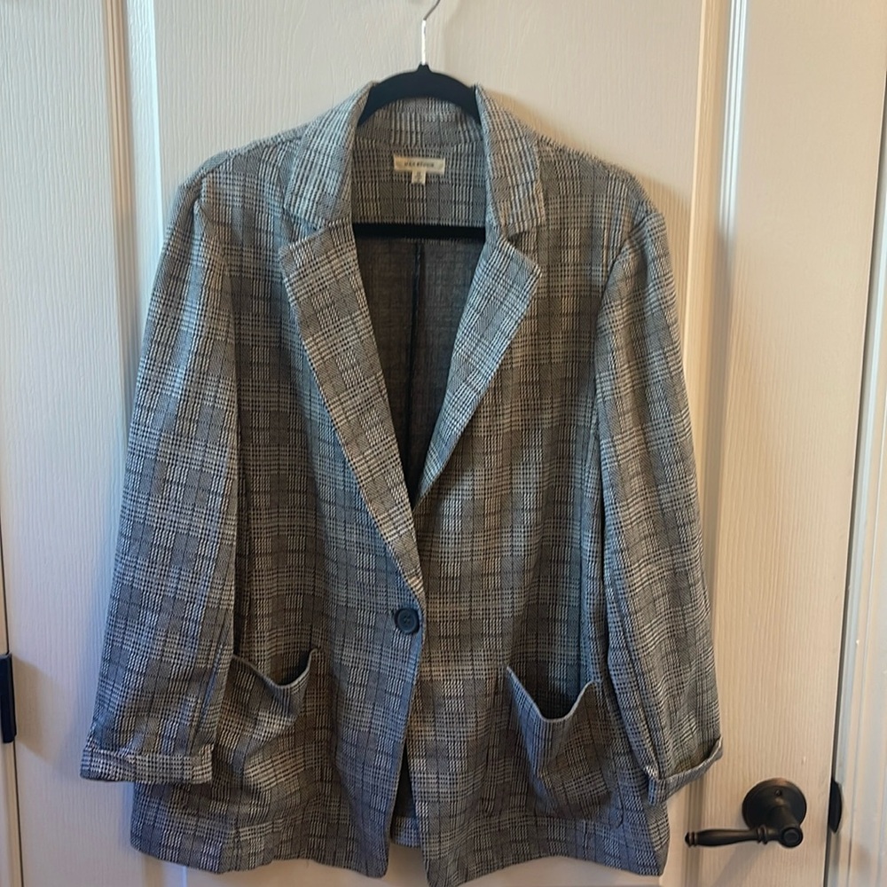 Women’s plaid Blazer